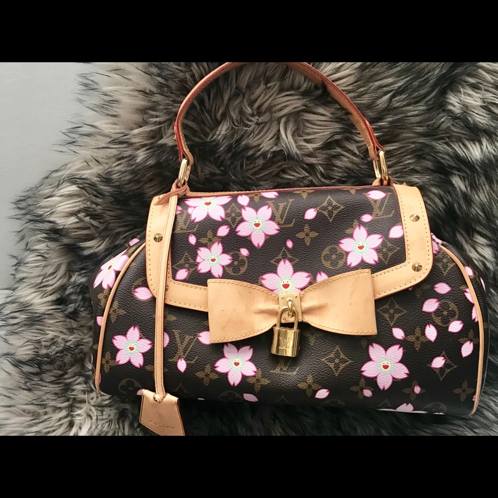 LV Takashi Murakami